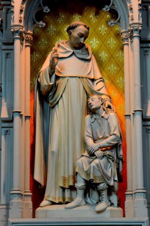 베로나의 성 베드로 제단 조각_디테일_photo by RomkeHoekstra_in the Dominican Church in Zwolle_Netherlands.jpg